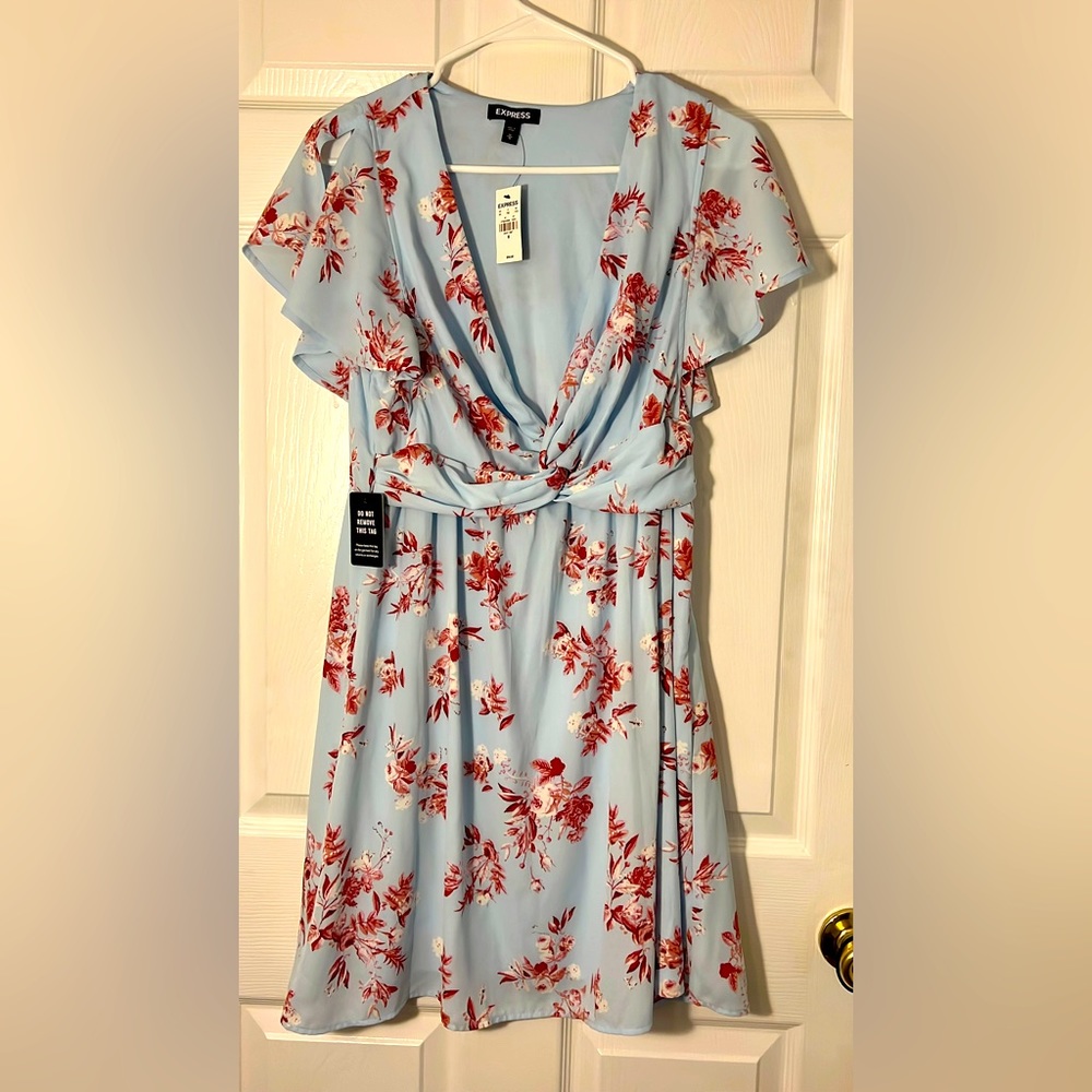 Express floral mini dress NWOT